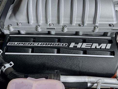 Used 2022 Dodge Charger SRT Hellcat w/ Harman/Kardon Audio Group RWD image 26