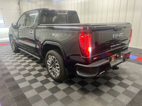 Used 2023 GMC Sierra 1500 Denali Ultimate AWD/4WD image 5