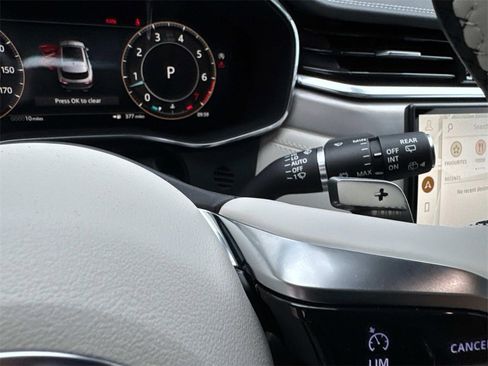 New 2026 Jaguar F-PACE R-Dynamic S image 29