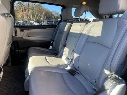 Used 2024 Honda Odyssey EX-L image 18