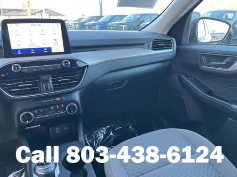 Used 2022 Ford Escape SE w/ Convenience Package image 17