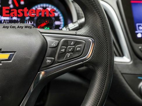 Used 2024 Chevrolet Malibu LT image 16