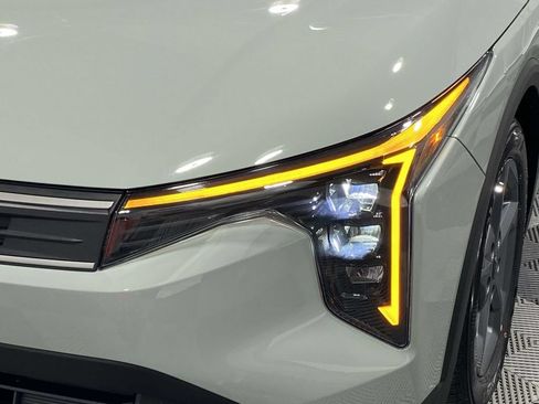 New 2026 Kia K4 FWD image 7
