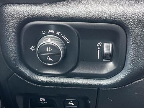 Used 2021 RAM 1500 Big Horn image 50