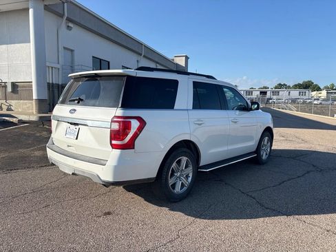 Used 2021 Ford Expedition XLT AWD/4WD image 7