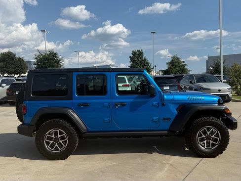 Used 2021 Jeep Wrangler Unlimited Sport AWD/4WD image 4