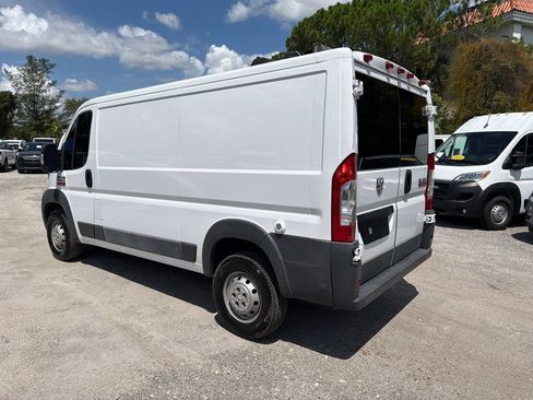 Used 2017 RAM ProMaster 1500 FWD image 3