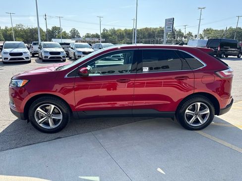Used 2024 Ford Edge SEL w/ Convenience Package AWD/4WD image 9