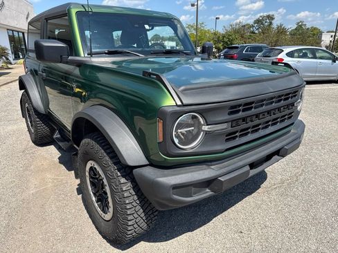 Used 2022 Ford Bronco 2-Door w/ Sasquatch Package AWD/4WD image 12