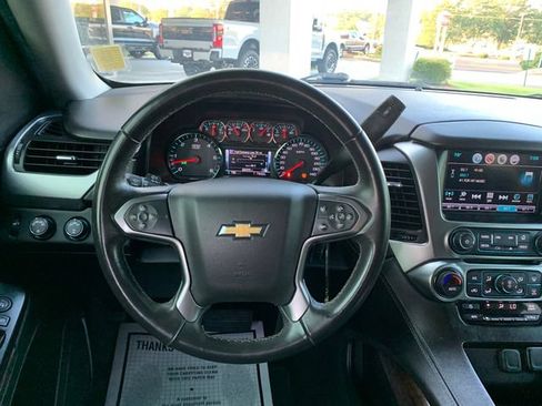Used 2017 Chevrolet Suburban LS AWD/4WD image 17