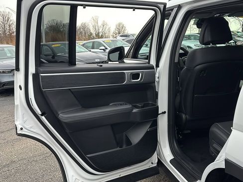 Used 2025 Hyundai Santa Fe Limited image 29