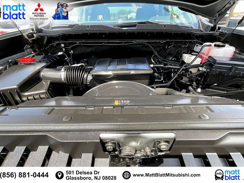 Used 2025 Chevrolet Silverado 2500 LT w/ Convenience Package image 11