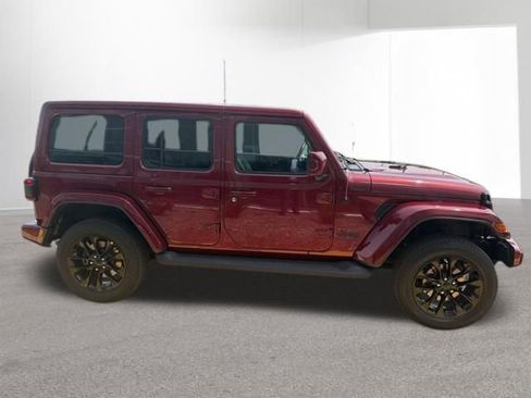 Used 2021 Jeep Wrangler Unlimited Sahara AWD/4WD image 11