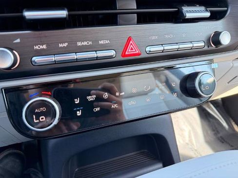 Used 2026 Hyundai Palisade Calligraphy image 21