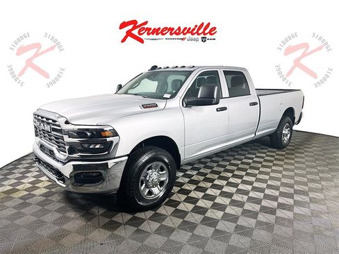 New 2026 RAM 2500 Tradesman w/ Chrome Appearance Group image 3
