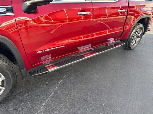 Used 2024 GMC Sierra 1500 SLT image 15