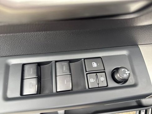 Used 2025 Toyota Tundra SR5 image 21