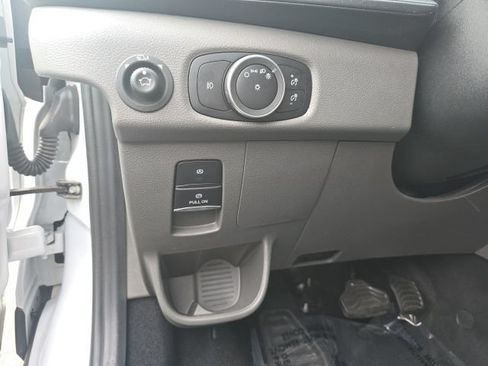 Used 2024 Ford Transit 350 XLT RWD image 11