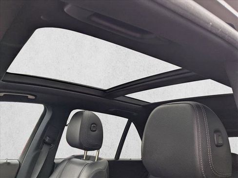 Used 2022 Mercedes-Benz GLE 350 4MATIC image 17