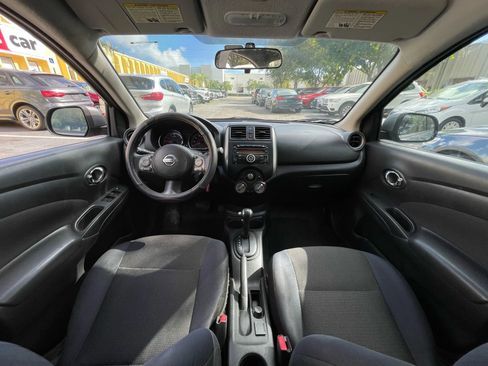 Used 2012 Nissan Versa SL image 14