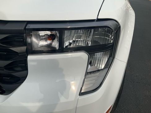 New 2026 Ford Maverick XL image 9