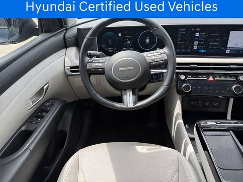 Certified 2025 Hyundai Tucson SEL AWD/4WD image 16