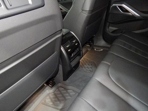 Used 2023 BMW X6 xDrive40i w/ M Sport Package image 26