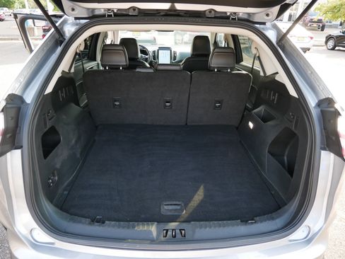 Used 2021 Ford Edge SEL AWD/4WD image 18