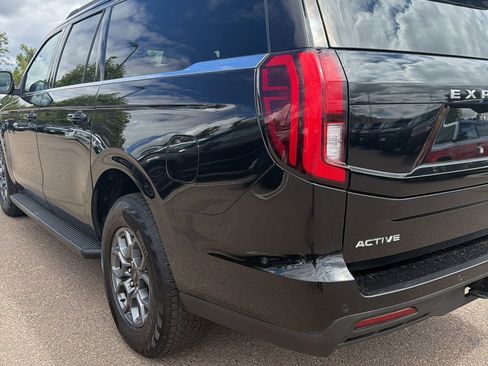 Used 2025 Ford Expedition Max Active RWD image 3