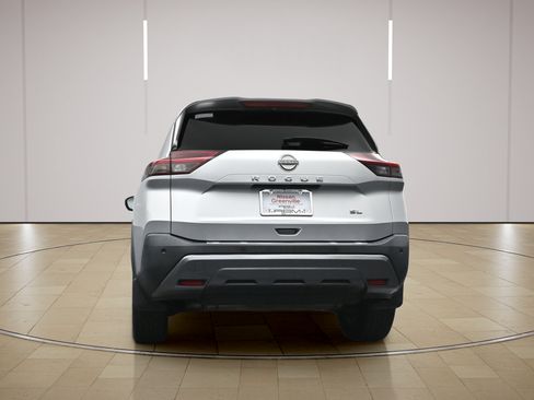 Used 2022 Nissan Rogue SL FWD image 27