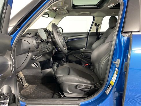 Certified 2024 MINI Cooper S image 10