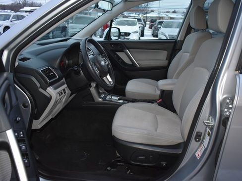 Used 2018 Subaru Forester 2.5i Premium w/ All-Weather Package image 13
