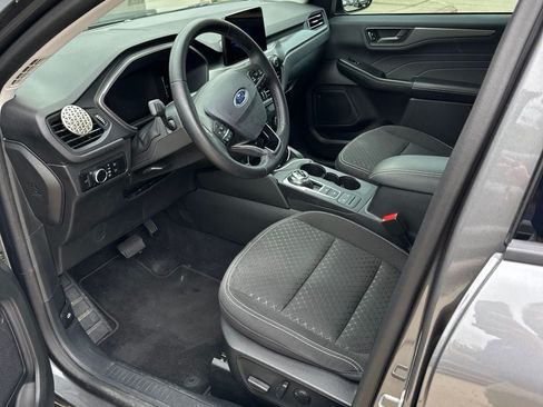 Certified 2023 Ford Escape Active FWD image 12