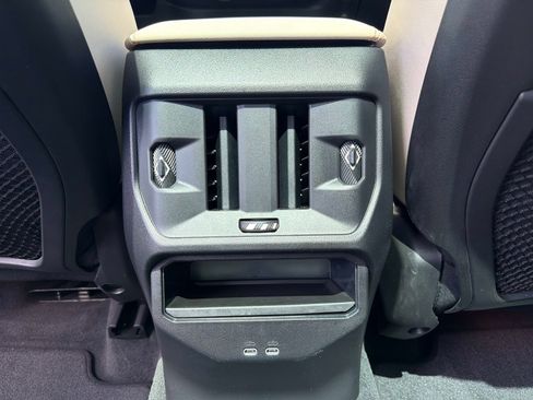 Used 2025 BMW X3 M50 AWD/4WD image 34