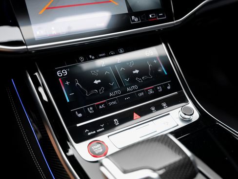 Used 2024 Audi S8 image 53