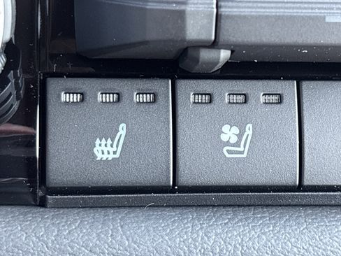 New 2026 Toyota Tundra Platinum image 26