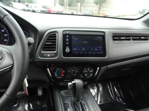 Used 2022 Honda HR-V Sport image 27