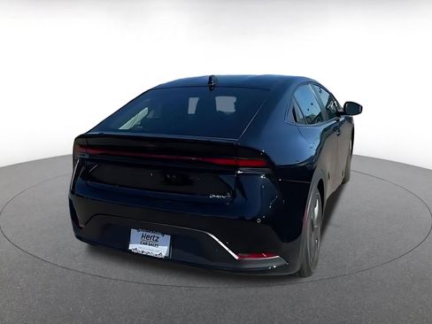 Used 2025 Toyota Prius LE image 12