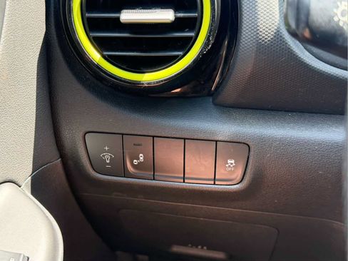 Used 2018 Hyundai Kona Limited AWD/4WD image 4