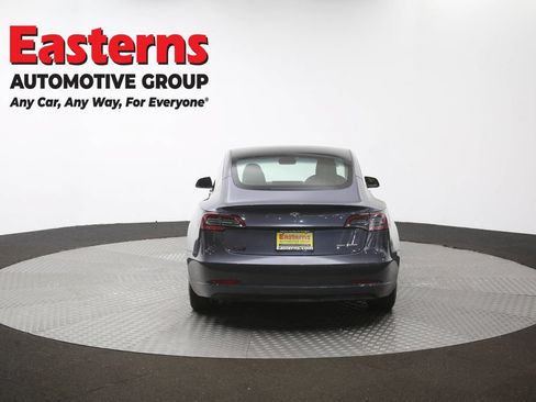 Used 2022 Tesla Model 3 Long Range AWD/4WD image 35