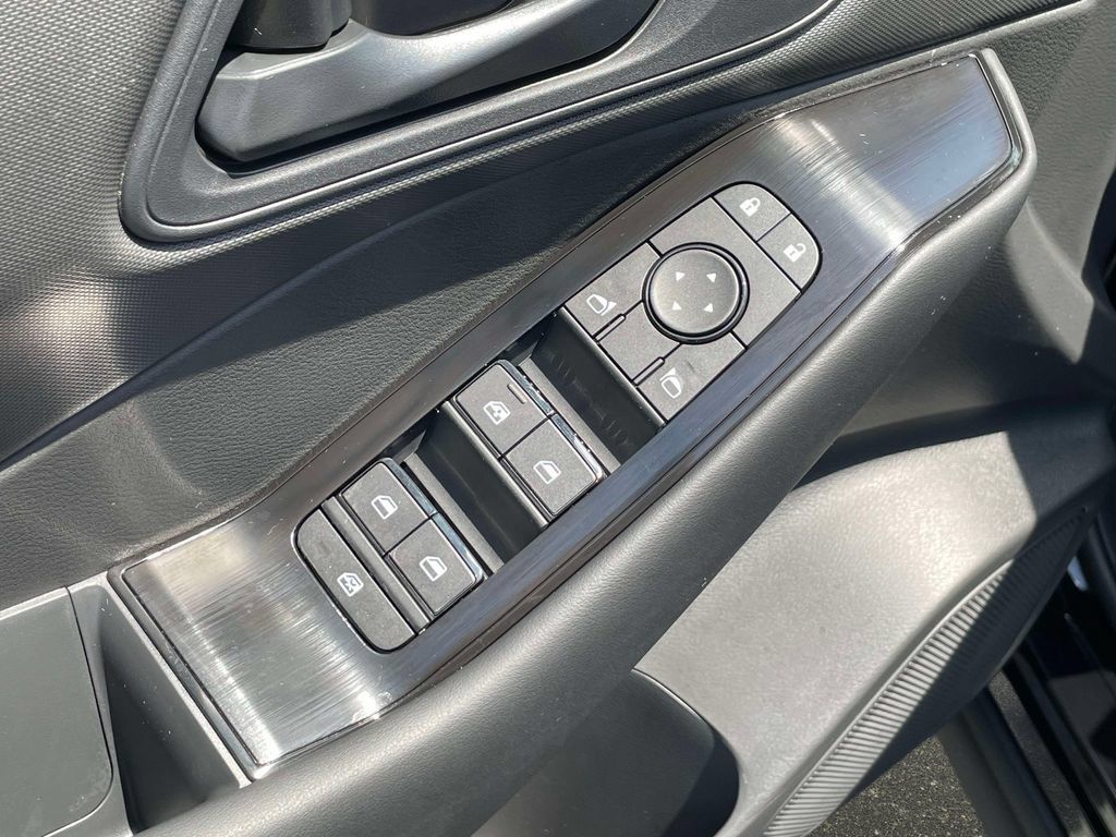 New 2026 Nissan Rogue S FWD image 17
