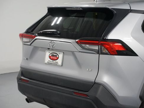 Certified 2025 Toyota RAV4 LE FWD image 9