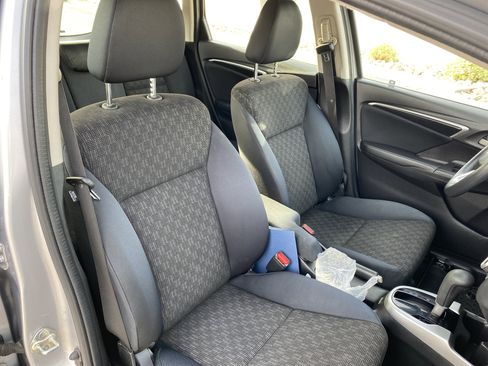 Used 2017 Honda Fit LX image 21