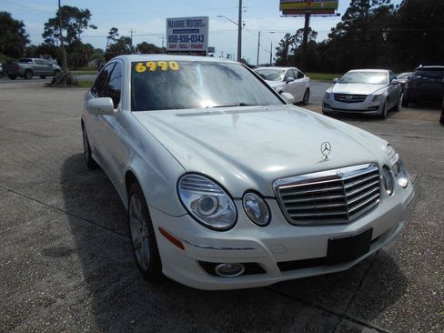 Used 2007 Mercedes-Benz E 350 4MATIC Sedan image 3