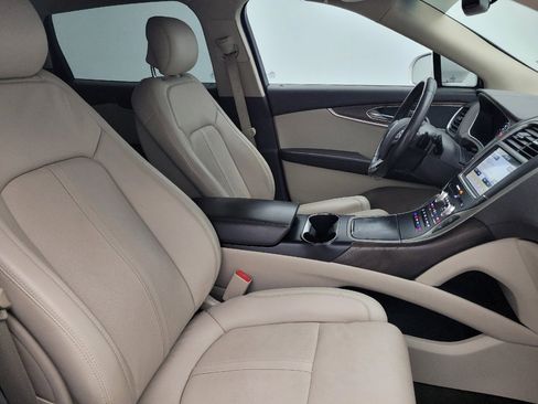 Used 2017 Lincoln MKX Reserve image 21