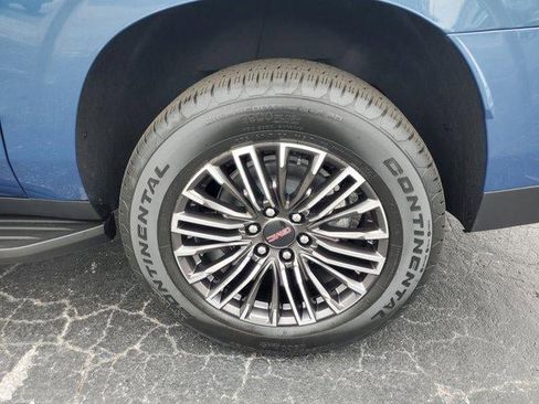 New 2026 GMC Yukon XL Elevation w/ Elevation Premium Package image 7