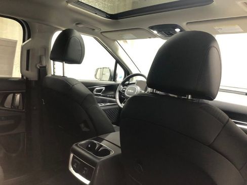 New 2026 Kia Carnival SX Prestige image 12