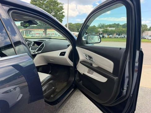 Used 2015 GMC Terrain SLT w/ Cargo Package AWD/4WD image 13