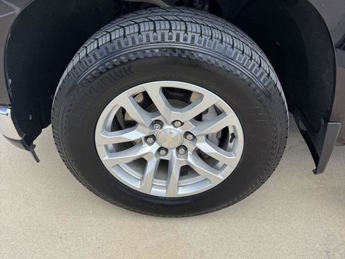 Used 2019 Chevrolet Silverado 1500 LT w/ Texas Edition RWD image 19
