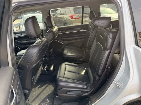 Used 2021 Jeep Grand Cherokee L Limited image 10